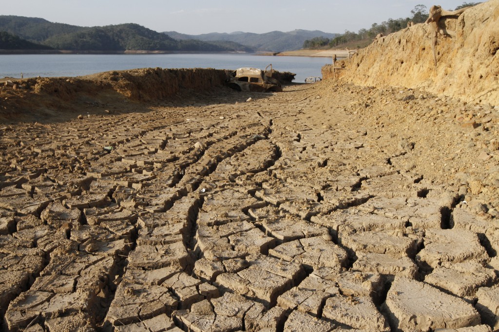 Sistema Cantareira quase seco: eventos climáticos extremos cada vez mais frequentes (Foto Adriano Rosa)