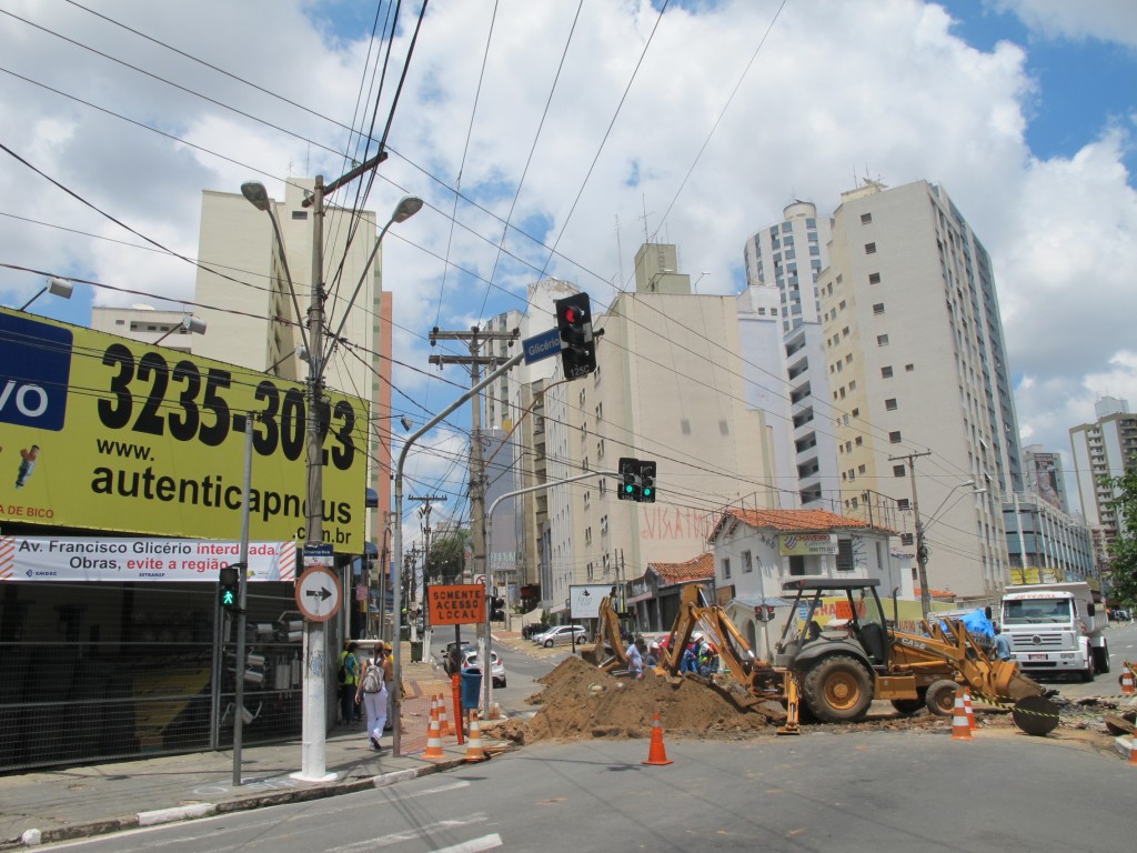 Primeiro trecho de obras entre avenida Orosimbo Maia e rua Marechal Deodoro