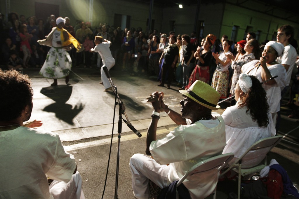 Apresentação do Jongo Dito Ribeiro: raízes da cultura afro-brasileira, Ponto de Cultura presente na Teia Campinas (Foto Adriano Rosa)