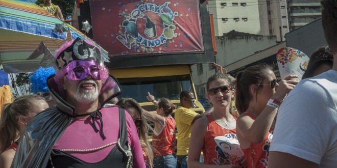 City Banda desfila na Praça Arautos da Paz no Carnaval de 2017