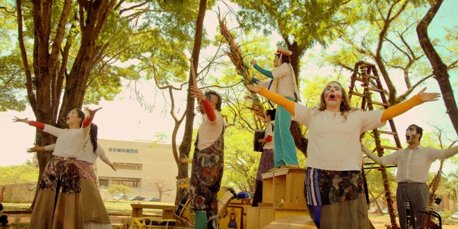 Damião e Cia de Teatro faz campanha por construção de carreta-palco