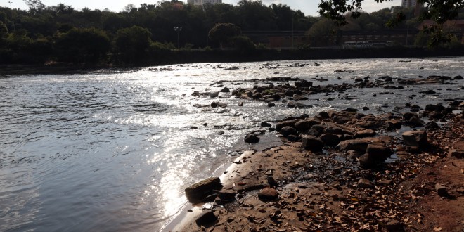 Vazão do rio Piracicaba diminui diariamente e confirma insegurança hídrica