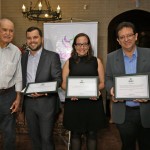 José Hamilton Ribeiro e premiados na categoria Profissional do Prêmio ABAG-RP de Jornalismo (Foto Divulgação ABAG-RP)