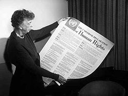 Respeito à Declaração Universal dos Direitos Humanos demanda novo olhar jornalístico (DDHH Já – Dia 30, Art.30.)