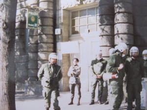 Presença maciça de policiais nas ruas de Berlim durante sessão do Tribunal Permanente dos Povos em setembro de 1988 (Foto José Pedro Soares Martins)