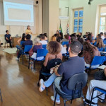 Preparar as equipes que atuam na linha de frente é fundamental para garantir o acesso a direitos da população atendida (Divulgação/Assistência Social/  PMC)