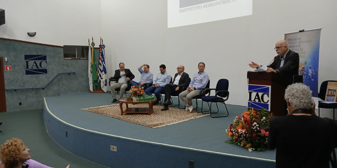 Prêmio IAC e Medalha Dom Pedro II são oferecidos a profissionais nos 139 anos do Instituto Agronômico